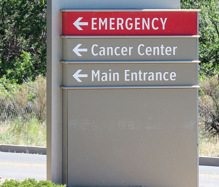 Hospital emergency room sign